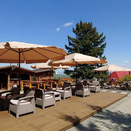 Pod Hradom Restaurant & Pensjonat *