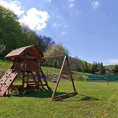 Pod Hradom Restaurant & *