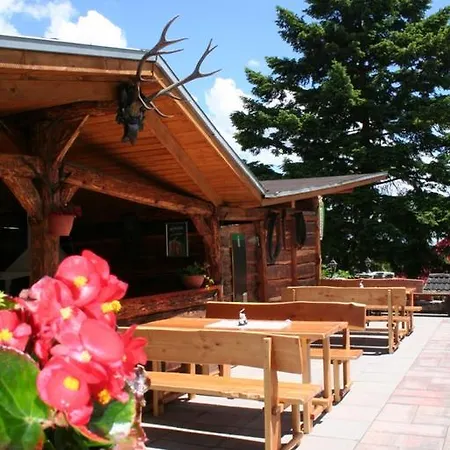 Casa de hóspedes Pod Hradom Restaurant & *