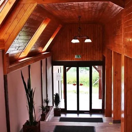 Pod Hradom Restaurant & Pensionat Topoľčany