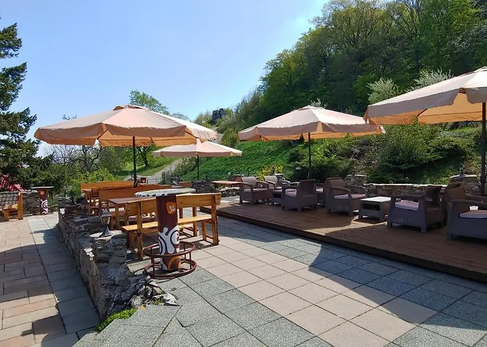 Pod Hradom Restaurant & * Topoľčany