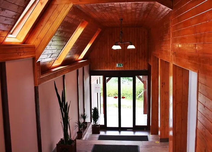 Pod Hradom Restaurant & Gasthof Topoľčany