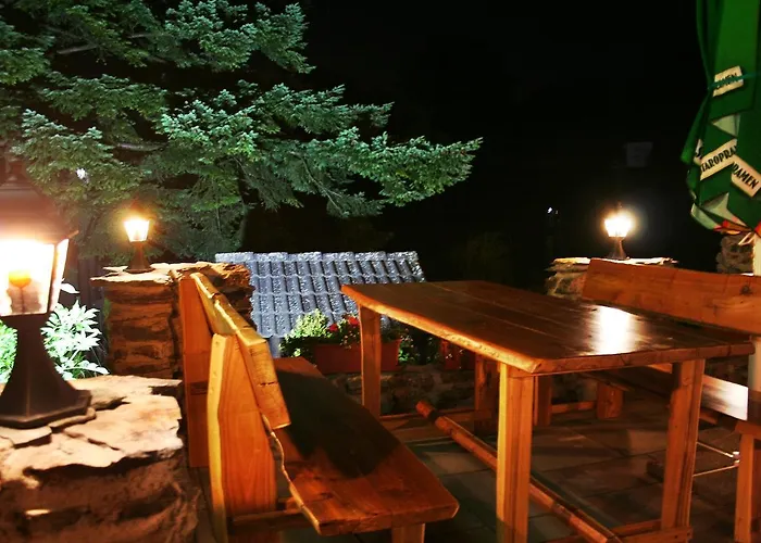 Gasthof Pod Hradom Restaurant & *